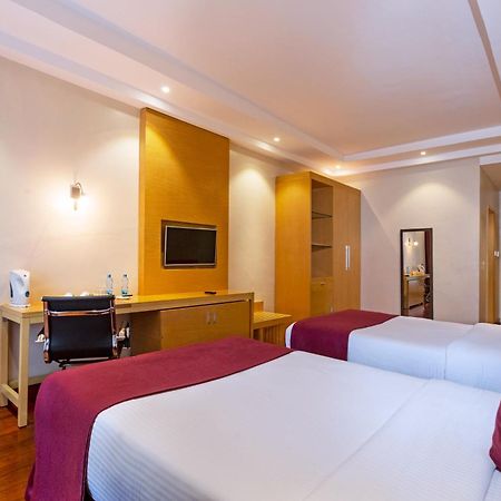 Three Steers Hotel Meru Kültér fotó